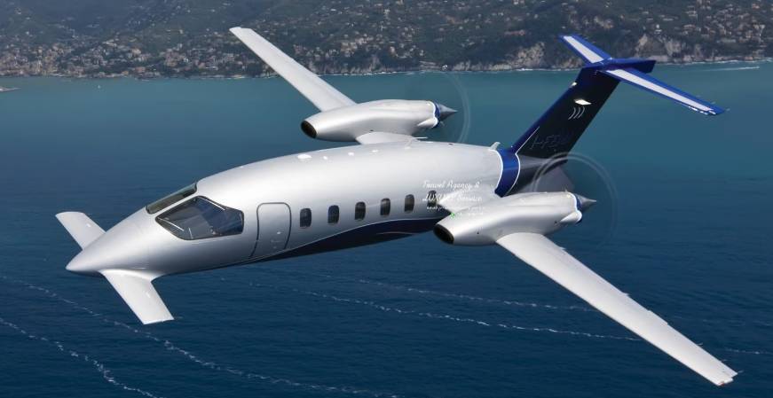 Piaggio P-180 Avanti II